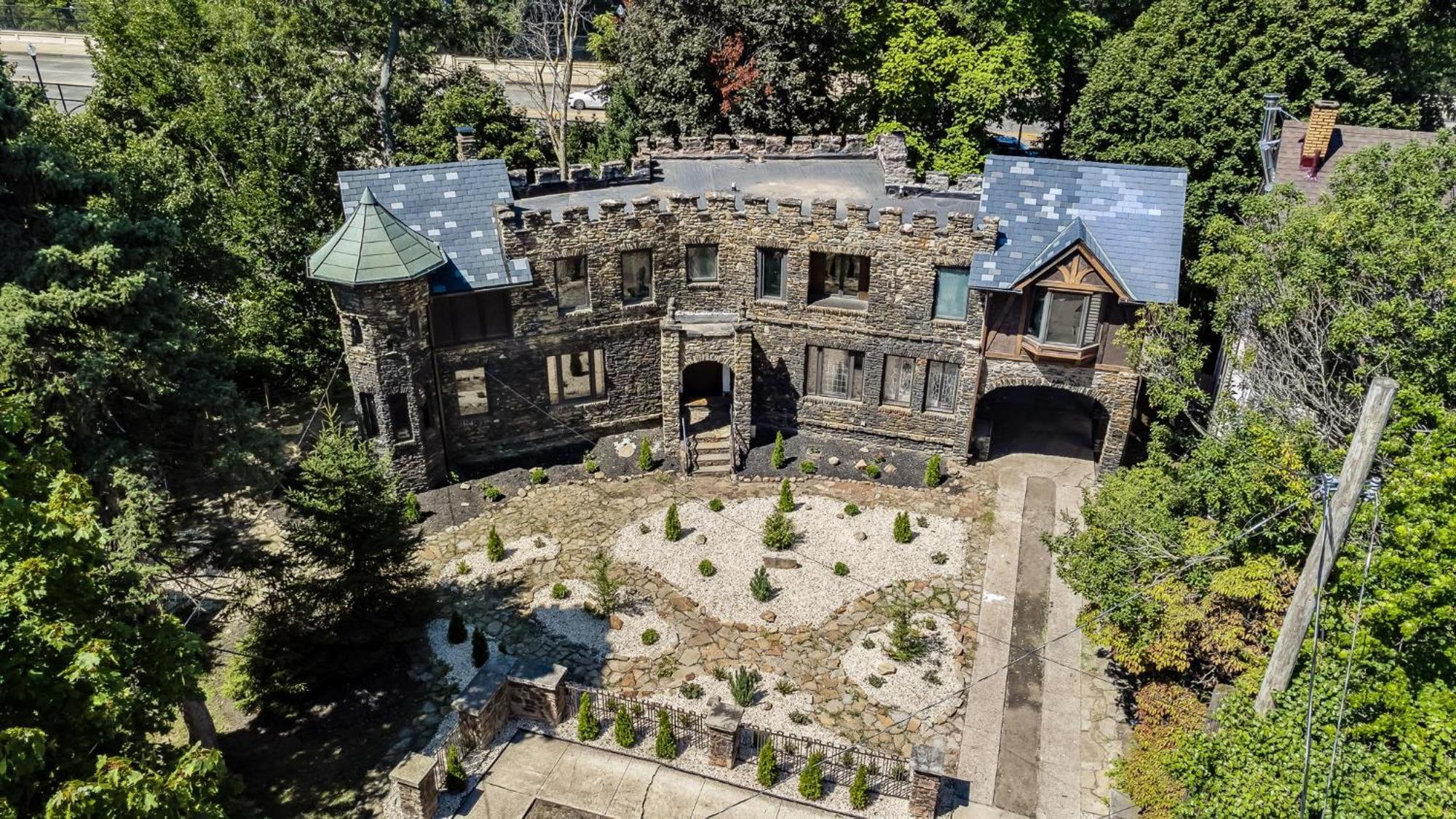 Enchanted Castle - Your Royal Getaway Awaits Cleveland Exteriér fotografie
